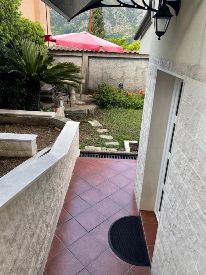 Apartment Garden Kotor Buitenkant foto
