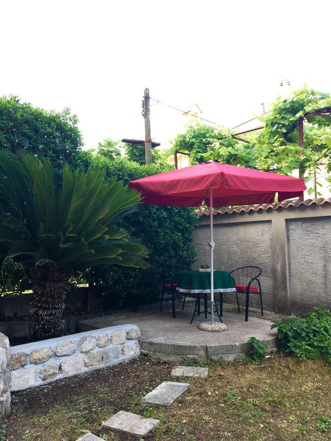 Apartment Garden Kotor Buitenkant foto